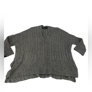 Fabri’k grey oversized v neck cable knit batwing flowy slouch sweater comfy L